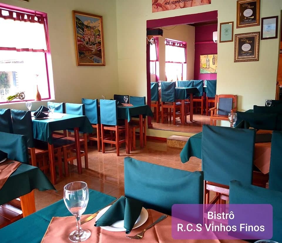 Bistrô R.C.S Vinhos Finos — São Bento do Sapucaí/SP
