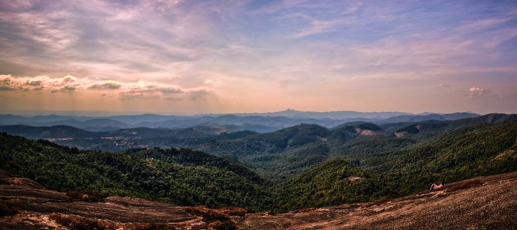 Monte Verde de moto: curvas da Mantiqueira e clima de montanha