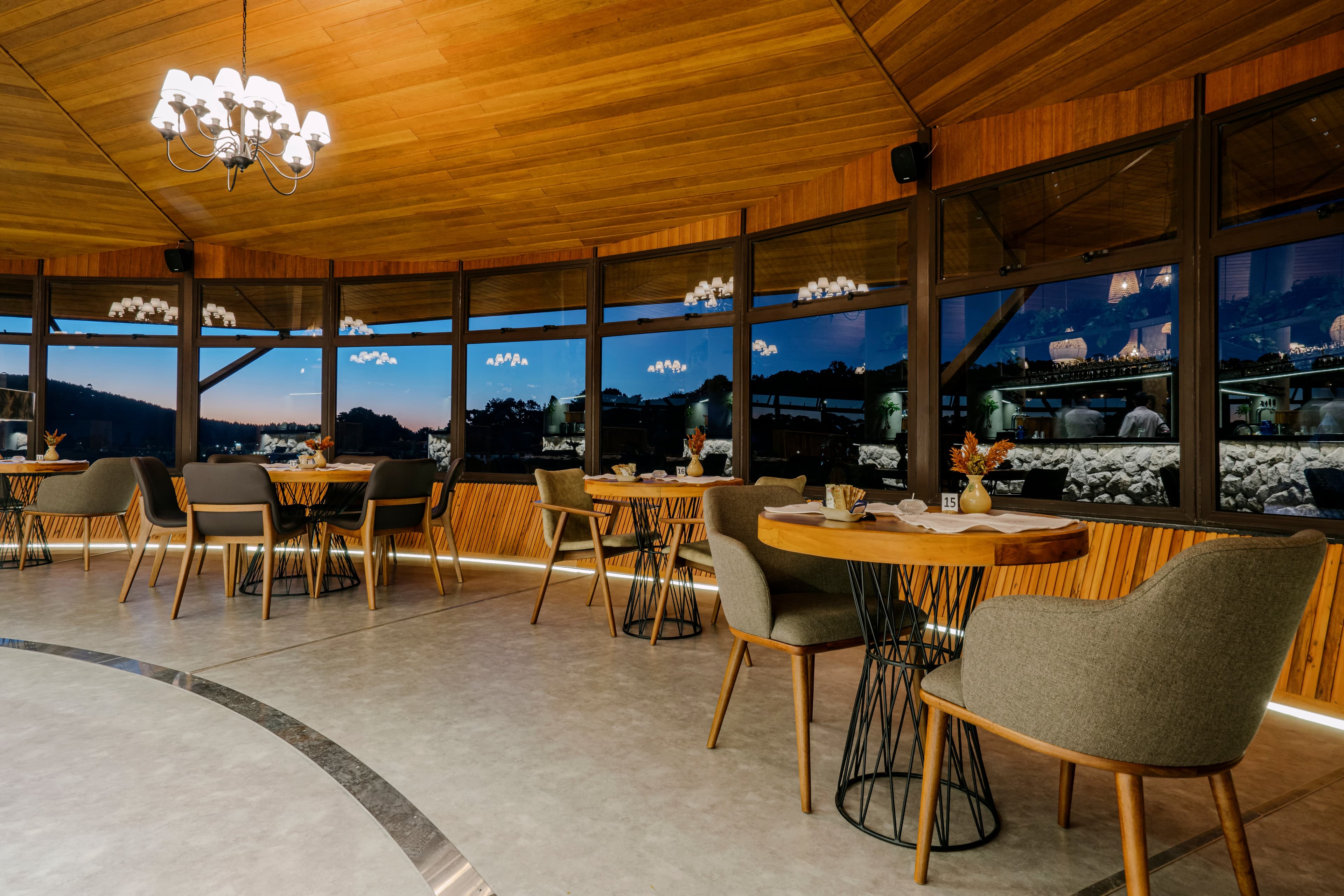 Sierra 360 Restaurante Giratório — Monte Verde/MG