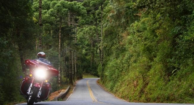 Serra da Mantiqueira de moto: as melhores rotas e paradas